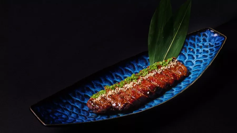 Ресторан Mao в Ереване: Ресторан, Азиатская кухня, Алкоголь, Вок, Десерты, Суши, Коктейли, Доставка, Для веганов, На каждый день, Встретиться с друзьями,