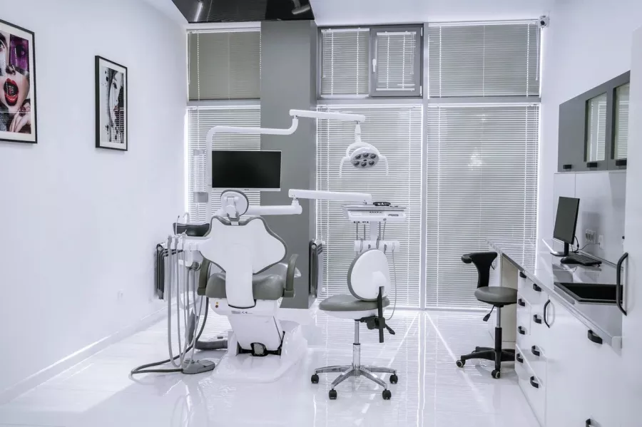 Стоматологическая клиника Boss Smile в Краснодаре: Стоматолог, Имплантация, Лечение Зуба, Удаление зубов, Лечение Десен, Диагностика, Консультация ,
