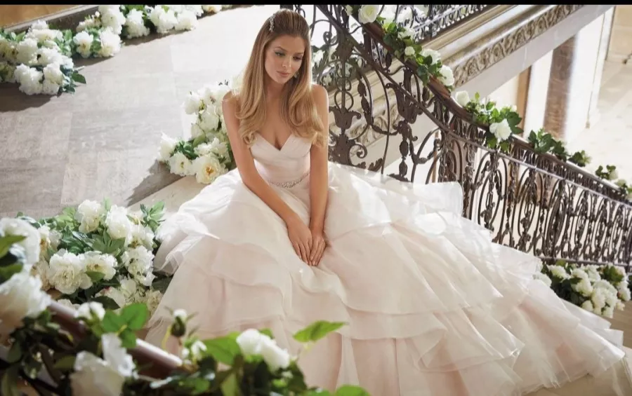 Свадебный салон Maerwedding в Сочи: Я Невеста , Я Жених , Бракосочетание , Свадебный салон , Свадебное платье , Свадебные аксессуары , Украшения , Для влюбленных,