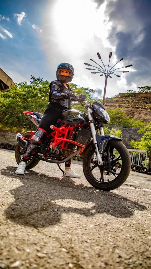 Мотошкола в Ереване MotoGYM в Ереване: Мотошкола, Обучение Вождению , Техника Езды, Трюковое Вождение Мото, Управление Мотоциклом, Изучение Устройства Мотоциклов,