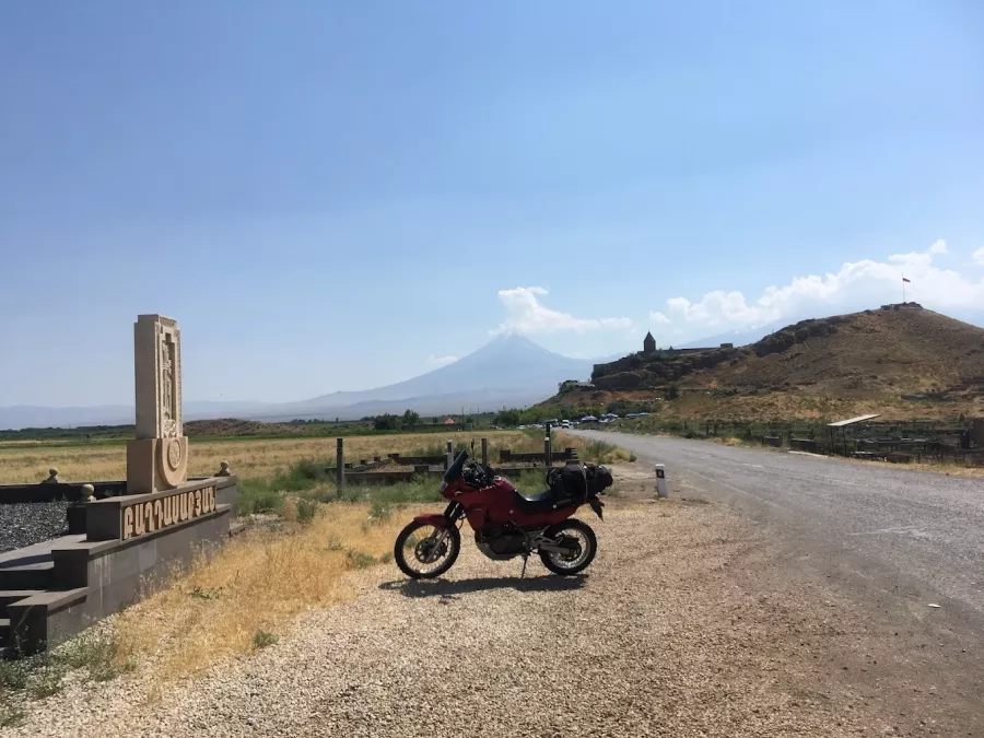Пункт проката мотоциклов DreamRiders в Ереване: Аренда Мотоциклов, Мото-Туризм, Корпоративный Отдых, Путешествие по Армении, Прокат Мотоциклов, Мотопарк,