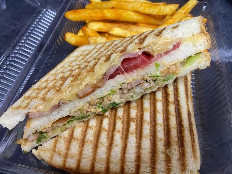 Кафе быстрого питания Food Club в Анапе: Шаурма, Гирос, Доставка, Бургер, Шашлык, Фастфуд, Шаверма, Вкуснаяеда, Картошка, Роллы,