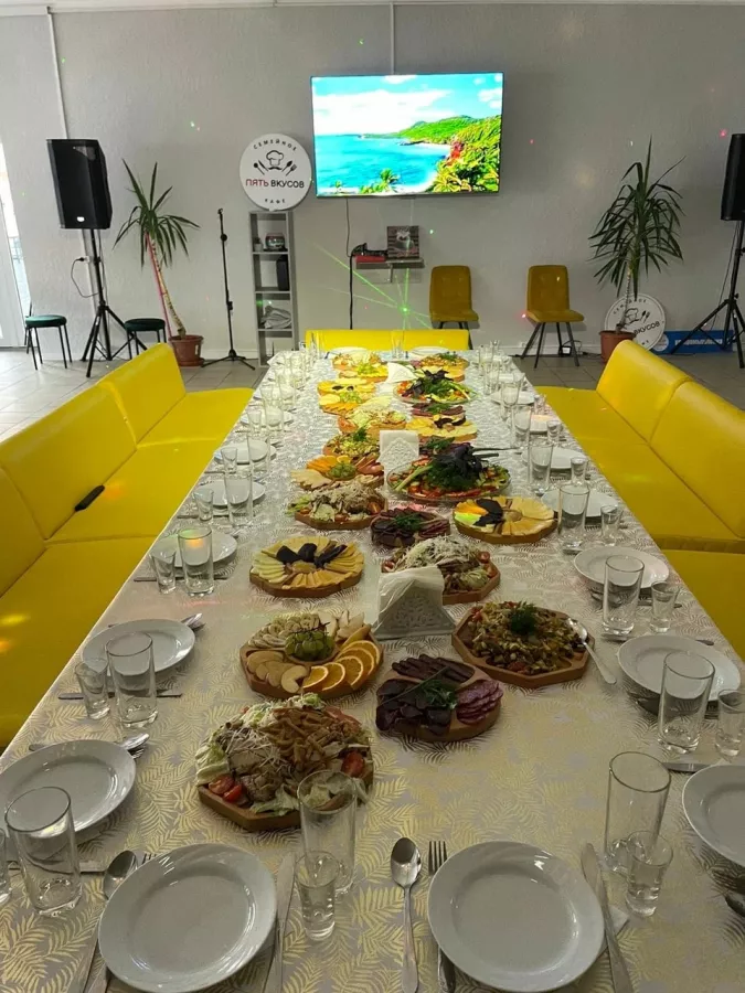 Кафе быстрого питания Пять Вкусов в Анапе: Шаурма, Гирос, Бургер, Роллы, Шашлык, Фастфуд, Шаверма, Вкуснаяеда, Картошка,