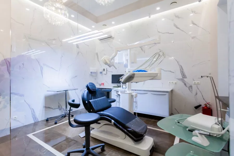 Стоматологическая клиника Lite Clinic в Краснодаре: Имплантация, Лечение Зуба, Удаление Зуба, Детский Стоматолог, Стоматология, Лечение Десен, Лечение Кариеса, Бесплатная Консультация, Диагностика,