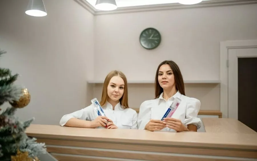 Стоматологическая клиника Lite Clinic в Краснодаре: Имплантация, Лечение Зуба, Удаление Зуба, Детский Стоматолог, Стоматология, Лечение Десен, Лечение Кариеса, Бесплатная Консультация, Диагностика,