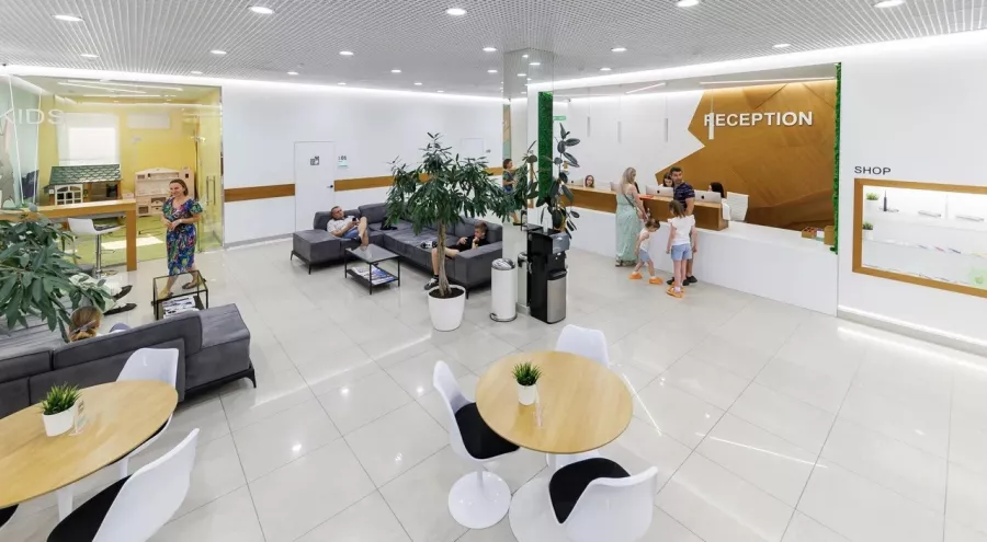 Стоматологическая клиника ABC Clinic в Краснодаре: Имплантация, Лечение Зуба, Удаление Зуба, Детский Стоматолог, Стоматология, Лечение Десен, Лечение Кариеса, Бесплатная Консультация, Диагностика,