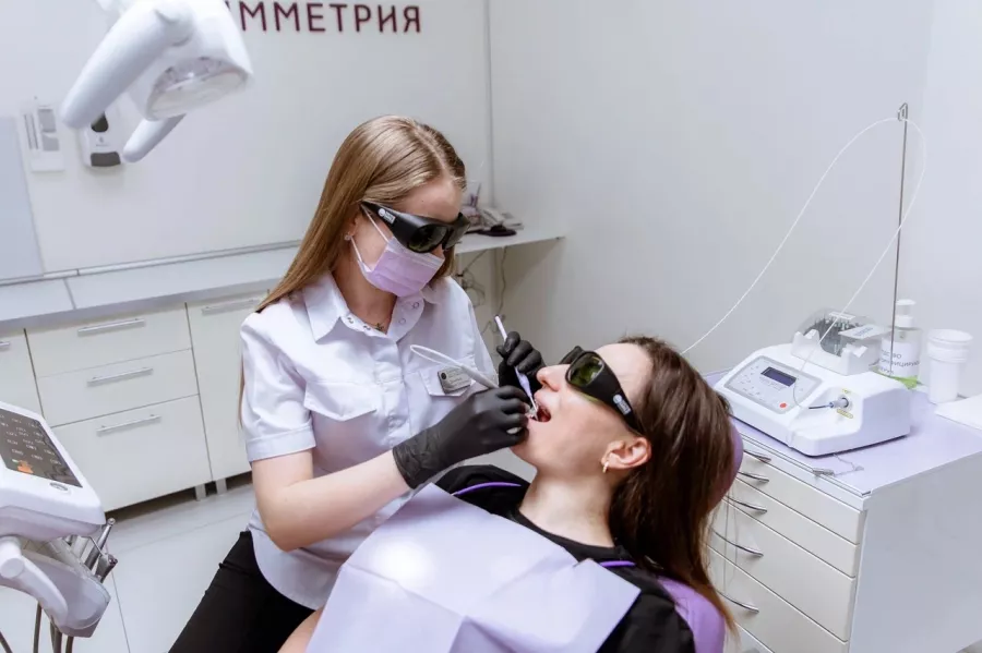 Стоматологическая клиника Симметрия в Краснодаре: Имплантация, Лечение Зуба, Удаление Зуба, Детский Стоматолог, Стоматология, Лечение Десен, Лечение Кариеса, Бесплатная Консультация, Диагностика,