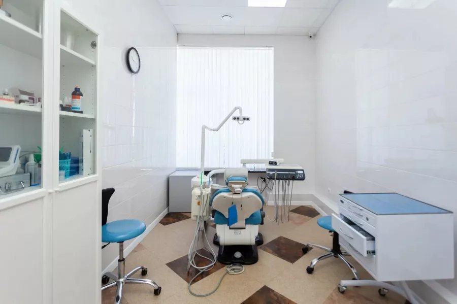 Стоматологическая клиника Garant Smile в Краснодаре: Имплантация, Лечение Зуба, Удаление Зуба, Детский Стоматолог, Стоматология, Лечение Десен, Лечение Кариеса, Бесплатная Консультация, Диагностика,