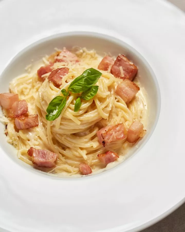 Ресторан L’ETE Cafe & Veranda в Ереване: Мексиканская кухня, Европейская кухня, Фьюжн, Завтраки, Стейки, Армянская кухня, Веранда, Для свиданий, Встретиться с друзьями, Для особых случаев, Десерты,