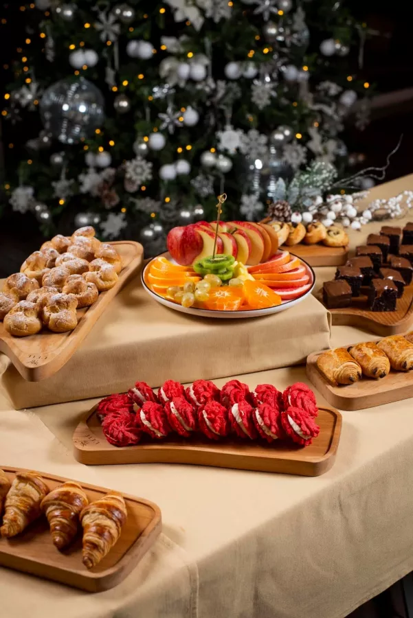 Ресторан L’ETE Cafe & Veranda в Ереване: Мексиканская кухня, Европейская кухня, Фьюжн, Завтраки, Стейки, Армянская кухня, Веранда, Для свиданий, Встретиться с друзьями, Для особых случаев, Десерты,