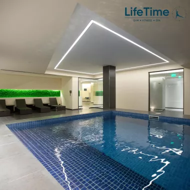 Фитнес-клуб " Life Time Premium"