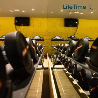 Фитнес-клуб " Life Time Premium"