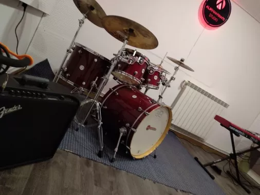 Студии звукозаписи "Alikhanyan's Studio"