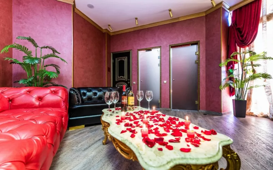 Салон Dolce Vita SPA в Сочи: Круглосуточно, Легкий пар, Сауна, Финская парная, Комната отдыха, SPA, Русская парная, Караоке,
