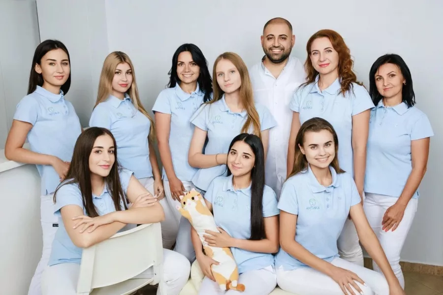 Стоматологическая клиника Антика в Краснодаре: Имплантация, Лечение Зуба, Удаление Зуба, Детский Стоматолог, Стоматология, Лечение Десен, Лечение Кариеса, Бесплатная Консультация, Диагностика,