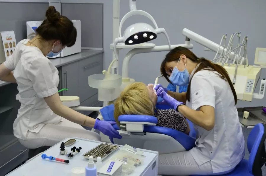 Стоматологическая клиника Феникс в Краснодаре: Имплантация, Лечение Зуба, Удаление Зуба, Детский Стоматолог, Стоматология, Лечение Десен, Лечение Кариеса, Бесплатная Консультация, Диагностика,