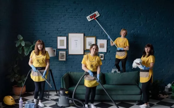Клининговая компания "Cleaning Bees"