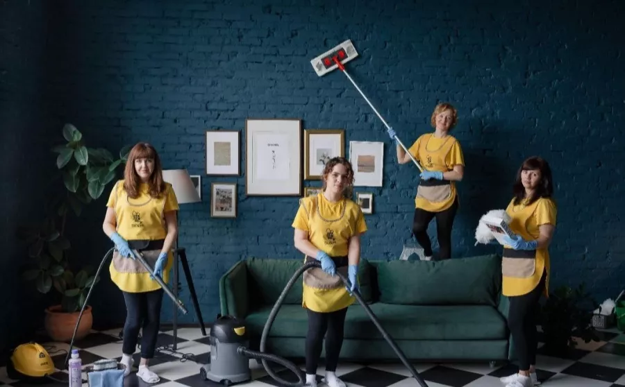 Клининговая компания Cleaning Bees в Краснодаре: Клининг 🧽 , Клининговая компания , Уборка 🧹 , Генеральная уборка , Уборка помещений , Профессиональный клининг ,