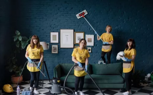 Клининговая компания Cleaning Bees  в  Краснодаре