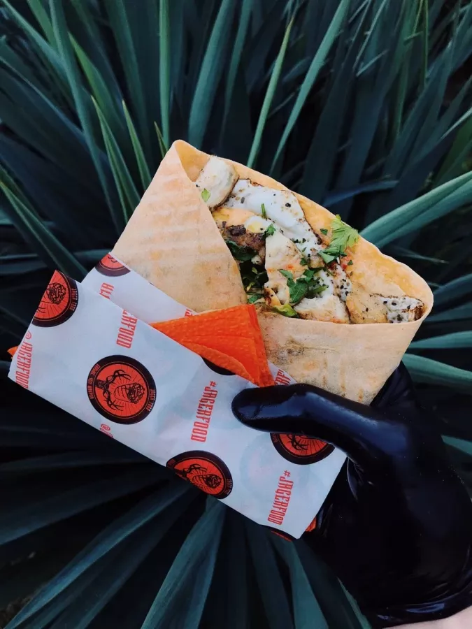 Кафе быстрого питания Eger Food на Юных Ленинцев в Сочи: Вкусно, Еда, Шаурма, Гирос, Шашлык, Напитки, Хотдог, Фастфуд, Шаверма, Картошка,