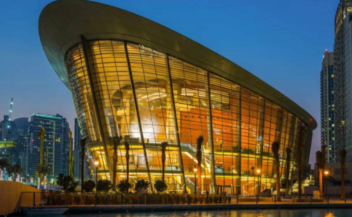 Дубай опера