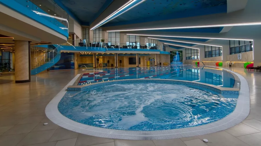 Спортивно-оздоровительный комплекс Multi Wellness в Ереване: Фитнес-клуб, Бассейн, Тренажерный зал, Тренирока, Групповые тренировки, Индивидуальный тренер,