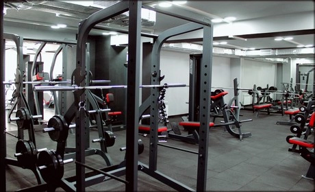 Тренажерный зал Gym Unit в Ереване: Тренажерный зал, Тренировка, Групповые тренировки, Персональный тренер, Йога, Кроссфит,