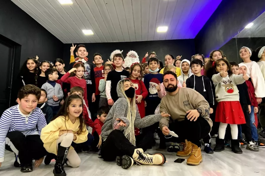Танцевальная Студия iDANCE ACADEMY в Ереване: Хореография, Современные Танцы, Брейк Данс, Фитнес, Свадебный Танец, Зумба, Групповые занятия, Хип-хоп,