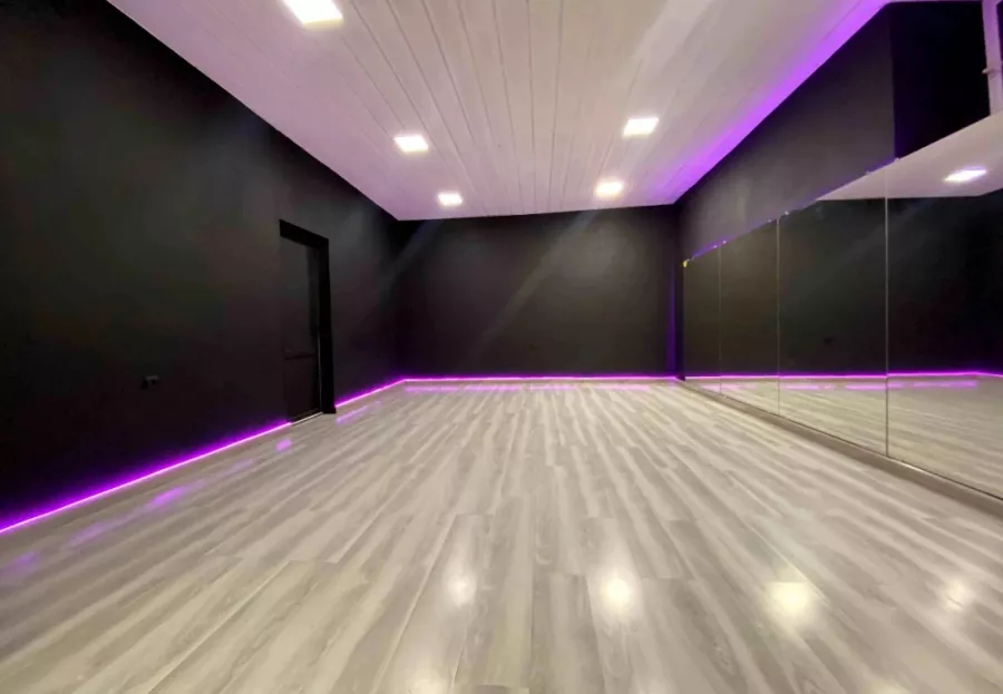 Танцевальная Студия iDANCE ACADEMY в Ереване: Хореография, Современные Танцы, Брейк Данс, Фитнес, Свадебный Танец, Зумба, Групповые занятия, Хип-хоп,