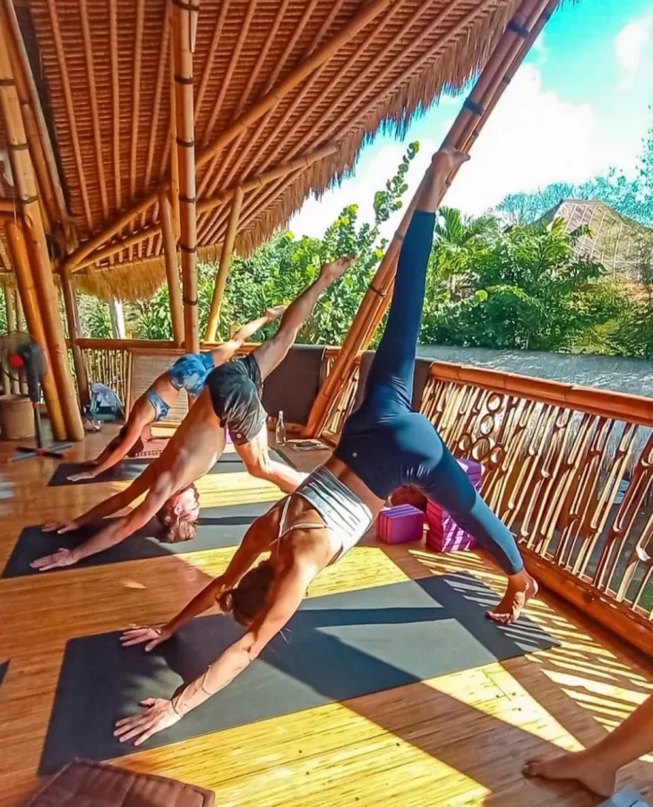 Студия Йоги Power Of Now Oasis в Бали: Йога, Медитация , Растяжка , Yoga, Meditation , Stretching , Swimming pool , Бассейн,