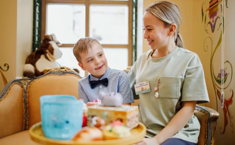 Стоматологическая клиника Magickids в Новосибирске: Стоматология, Лечение десен, Лечение зубов, Пломбирование, Удаление зуба, Психолог, Детский врач,