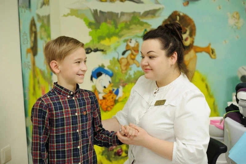 Стоматологическая клиника XXI век в Казани: Стоматолог, Имплантация, Лечение Зуба, Удаление зубов, Лечение Десен, Диагностика, Консультация ,