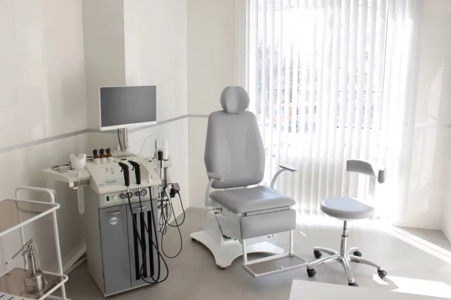 Стоматологическая клиника Dentalroom в Нижнем Новгороде: Имплантация, Лечение Зуба, Удаление Зуба, Детский Стоматолог, Стоматология, Лечение Десен, Лечение Кариеса, Бесплатная Консультация, Диагностика,