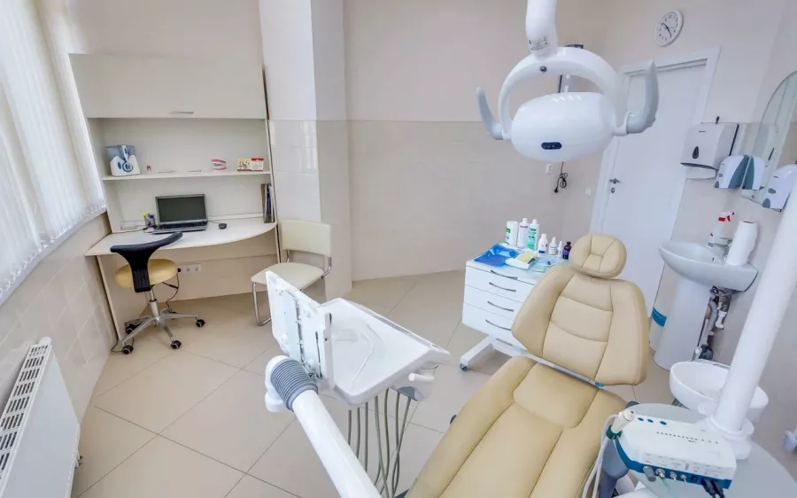 Стоматологическая клиника Well Clinic в Ростове-на-Дону: Имплантация, Лечение Зуба, Удаление зубов, Стоматолог, Лечение Десен, Диагностика, Консультация , Здоровье,