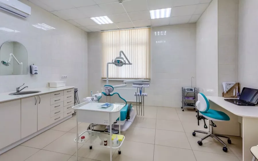 Стоматологическая клиника Well Clinic в Ростове-на-Дону: Имплантация, Лечение Зуба, Удаление Зуба, Детский Стоматолог, Стоматология, Лечение Десен, Лечение Кариеса, Бесплатная Консультация, Диагностика,