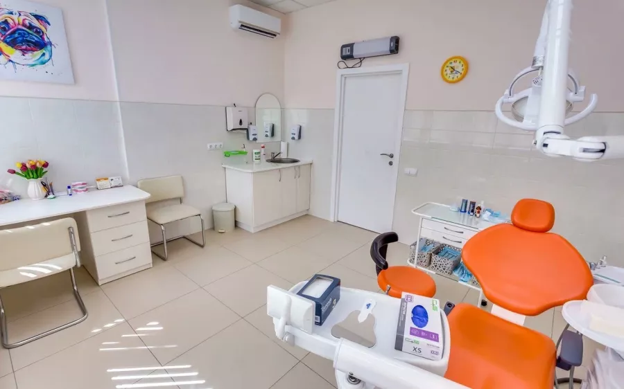 Стоматологическая клиника Well Clinic в Ростове-на-Дону: Имплантация, Лечение Зуба, Удаление Зуба, Детский Стоматолог, Стоматология, Лечение Десен, Лечение Кариеса, Бесплатная Консультация, Диагностика,