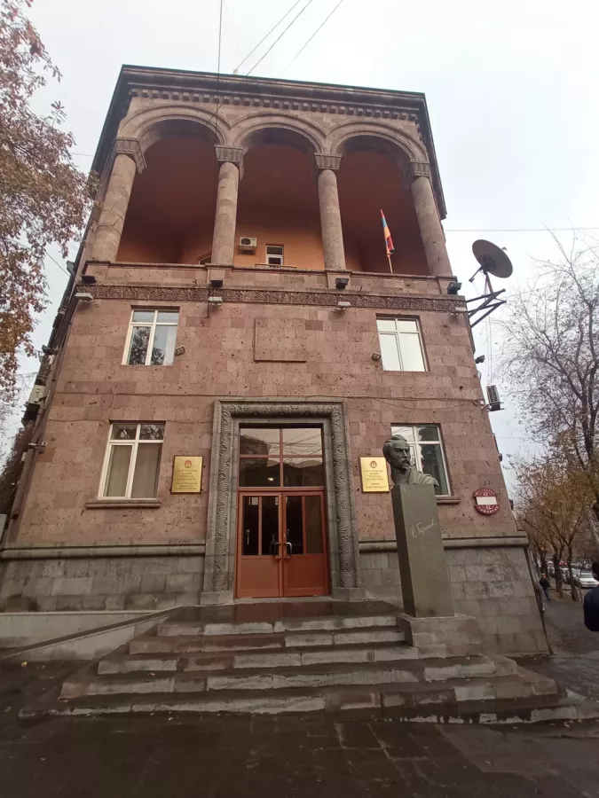 Образование Ереванский государственный университет языков и социальных наук имени В. Брюсова в Ереване: Лингвистика, Иностранные языки, Высшее образование, Платное обучение, Бесплатное обучение, Университет, Очное обучение, Бакалавриат , Заочное обучение, Английский язык,