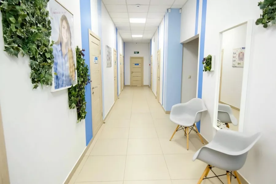 Стоматологическая клиника Жемчужина в Ростове-на-Дону: Имплантация, Лечение Зуба, Удаление Зуба, Детский Стоматолог, Стоматология, Лечение Десен, Лечение Кариеса, Бесплатная Консультация, Диагностика,