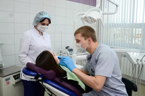 Стоматологическая клиника Флагманстом  в  Казани