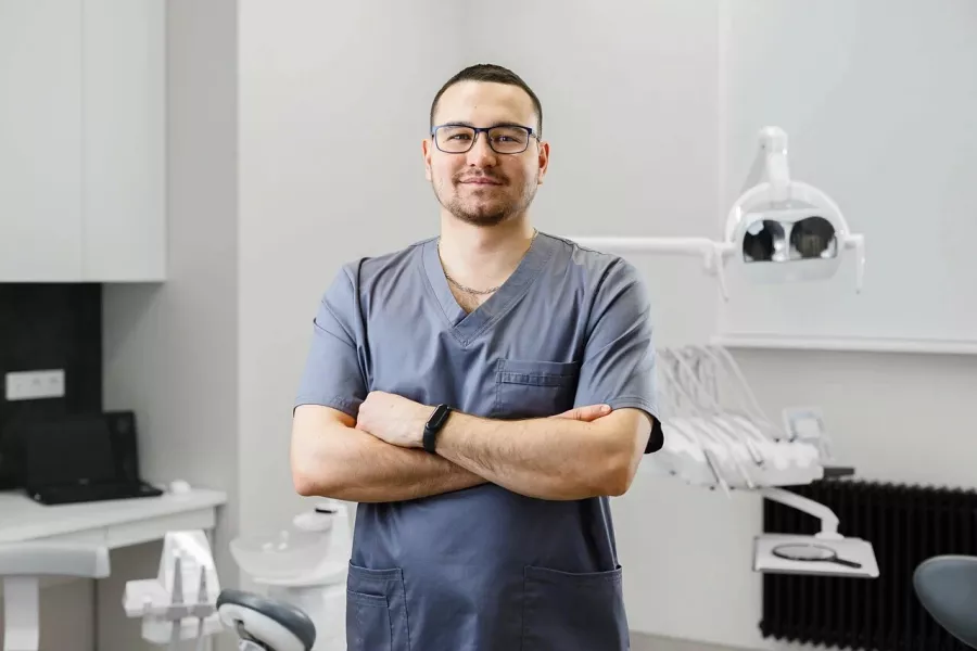 Стоматологическая клиника Vittorio dental clinic в Казани: Имплантация, Лечение Зуба, Удаление Зуба, Детский Стоматолог, Стоматология, Лечение Десен, Лечение Кариеса, Бесплатная Консультация, Диагностика,