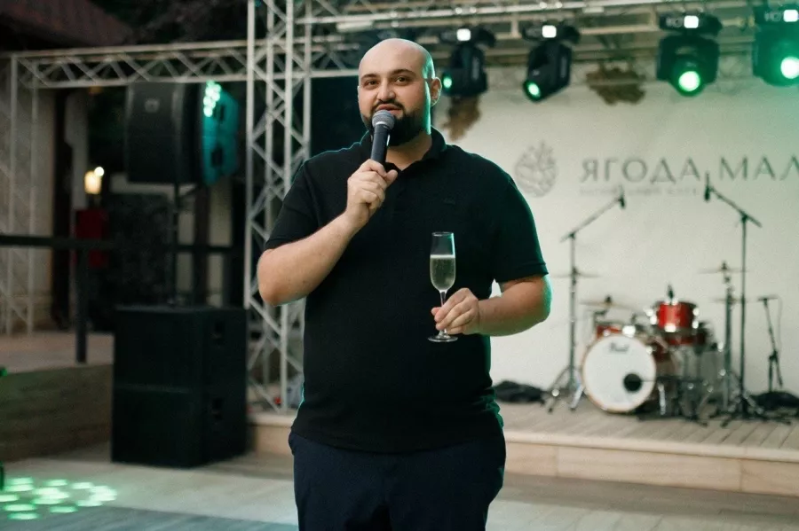Рекламное агентство Av.production в Геленджике: Рекламное Агентство, Визитки, Рекламные банеры, Полиграфия, Продвигать, Объявления, Услуги, Наружная реклама,