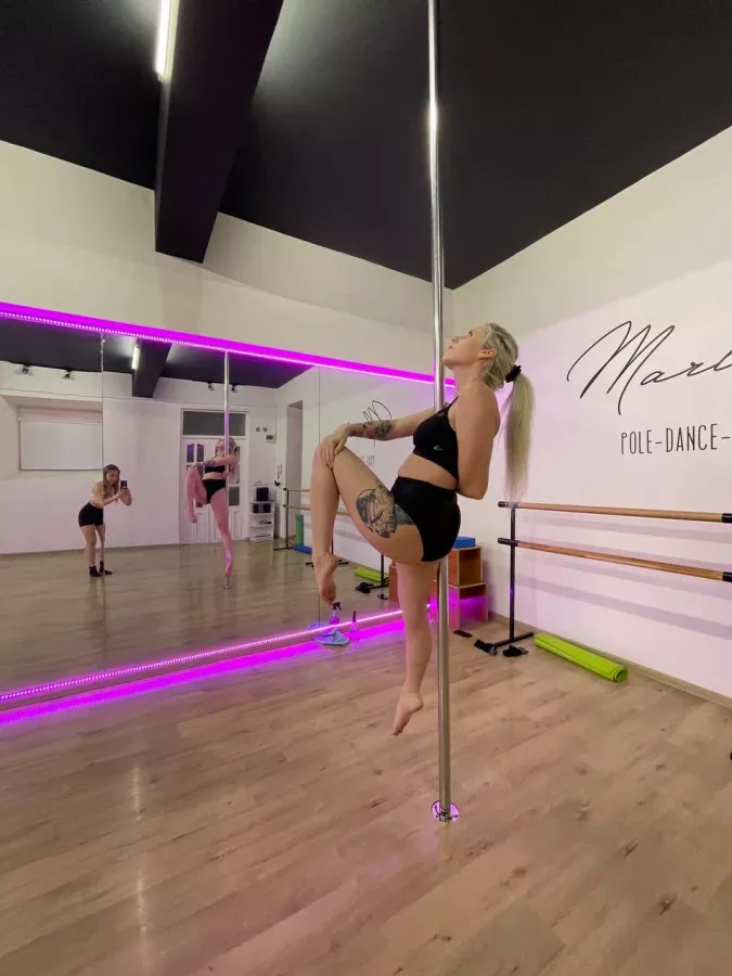 Танцы с Pole Dance studio Martini в Ереване: Танцы, Хореография, Групповые танцы, Растяжка, Современные танцы, Пластика, Постановка танца, Стрип-пластика,