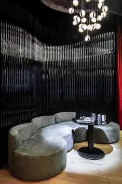 Ночной клуб "V-bar"