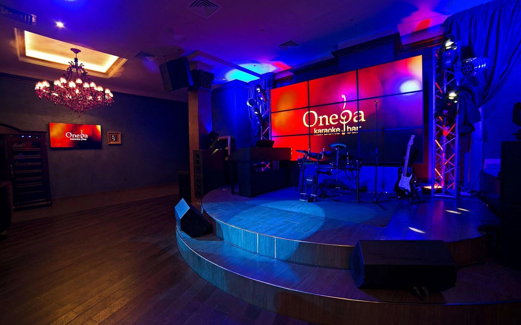 Караоке клуб "Опера"