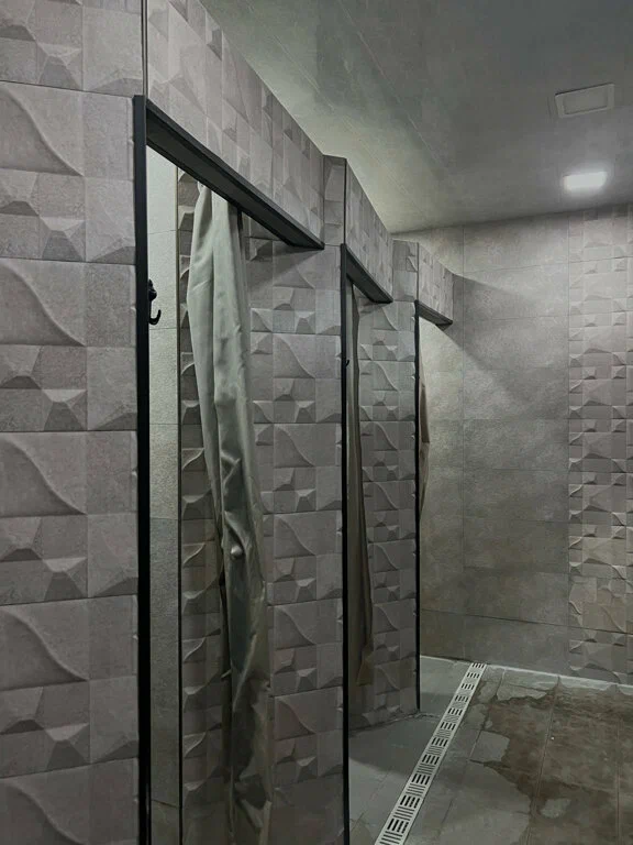 Тренажерный зал Shark gym в Ереване: Тренажерный зал, Тренировка, Фитнес, Персональный тренер, Групповые тренировки, Бокс,