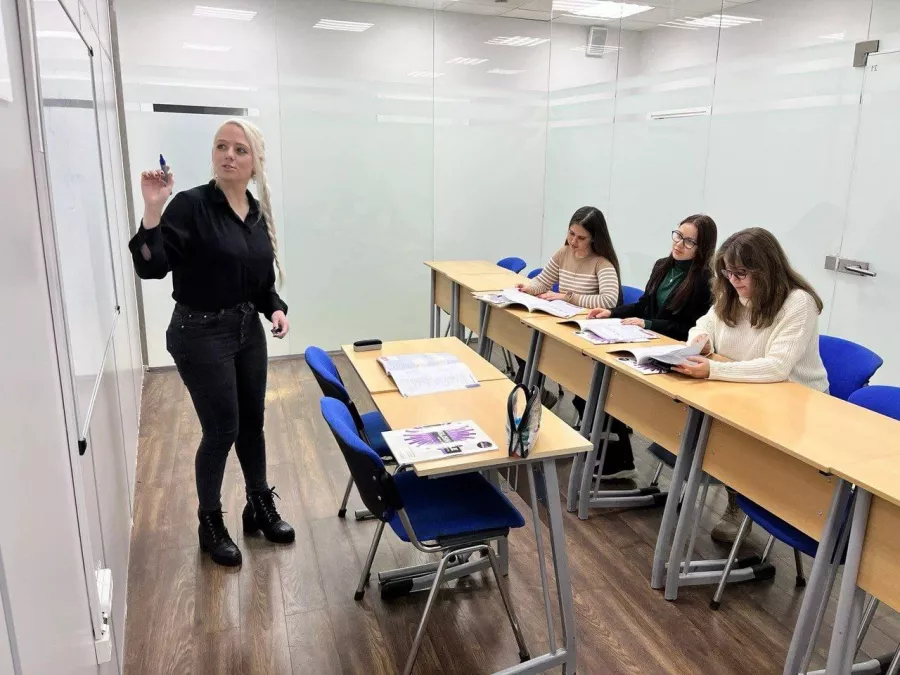 Школа английского языка Language Link на Новослободской в Москве: Языковая Школа, Курсы Иностранного, Английский, Французский, Итальянский, Испанский, Немецкий, Учебный Центр,
