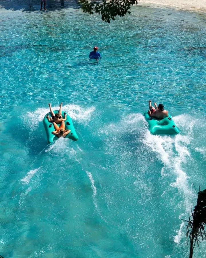 Аквапарк Waterbom Bali в Бали: Аквапарк, Горки, Бар, Сёрфинг, Aqua park , Slides, Bar, Surfing ,