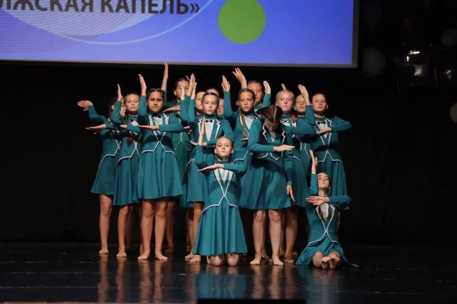 Танцевальный центр PROдвижение в Новороссийске: Вог, Детские танцы, Джаз-модерн, Контемп, Развиваться, Бачата, Танцевальная Йога, Аэробика, Стретчинг,