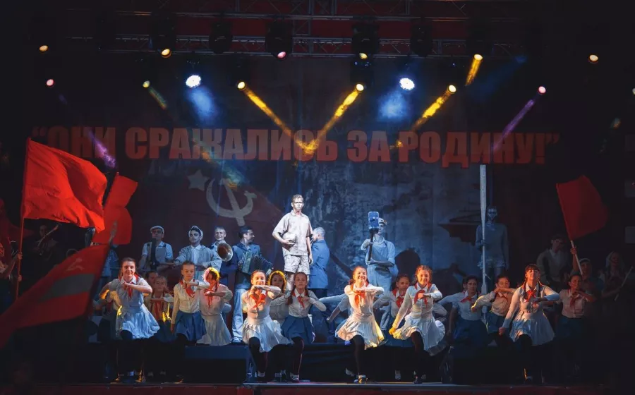 Танцевальный центр PROдвижение в Новороссийске: Вог, Детские танцы, Джаз-модерн, Контемп, Развиваться, Бачата, Танцевальная Йога, Аэробика, Стретчинг,