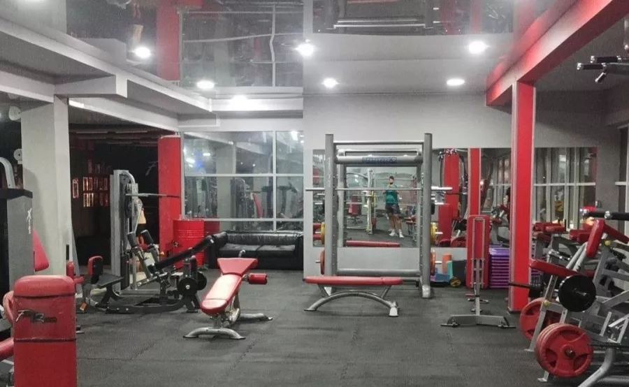 Зал бокса Fit zone в Анапе: Бокс , Я Боксер 🥊 , Тренажёрный зал , Фитнес , Йога, Бойцовский клуб , Рукопашный бой , Боевые искусства , Самооборона , Классический Бокс 🥊 , Развиваться,